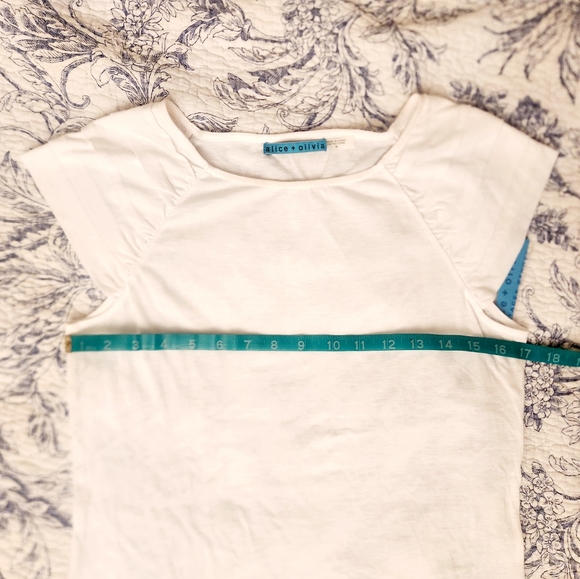 Alice + Olivia White Tee - Picture 13 of 13